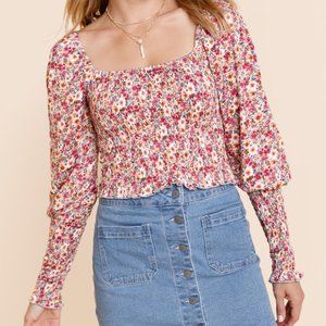 Francesca’s Mi Ami Floral Puff Sleeve Blouse Red White Size M